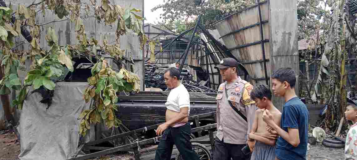 Gudang kosong terbakar di banjarmasin