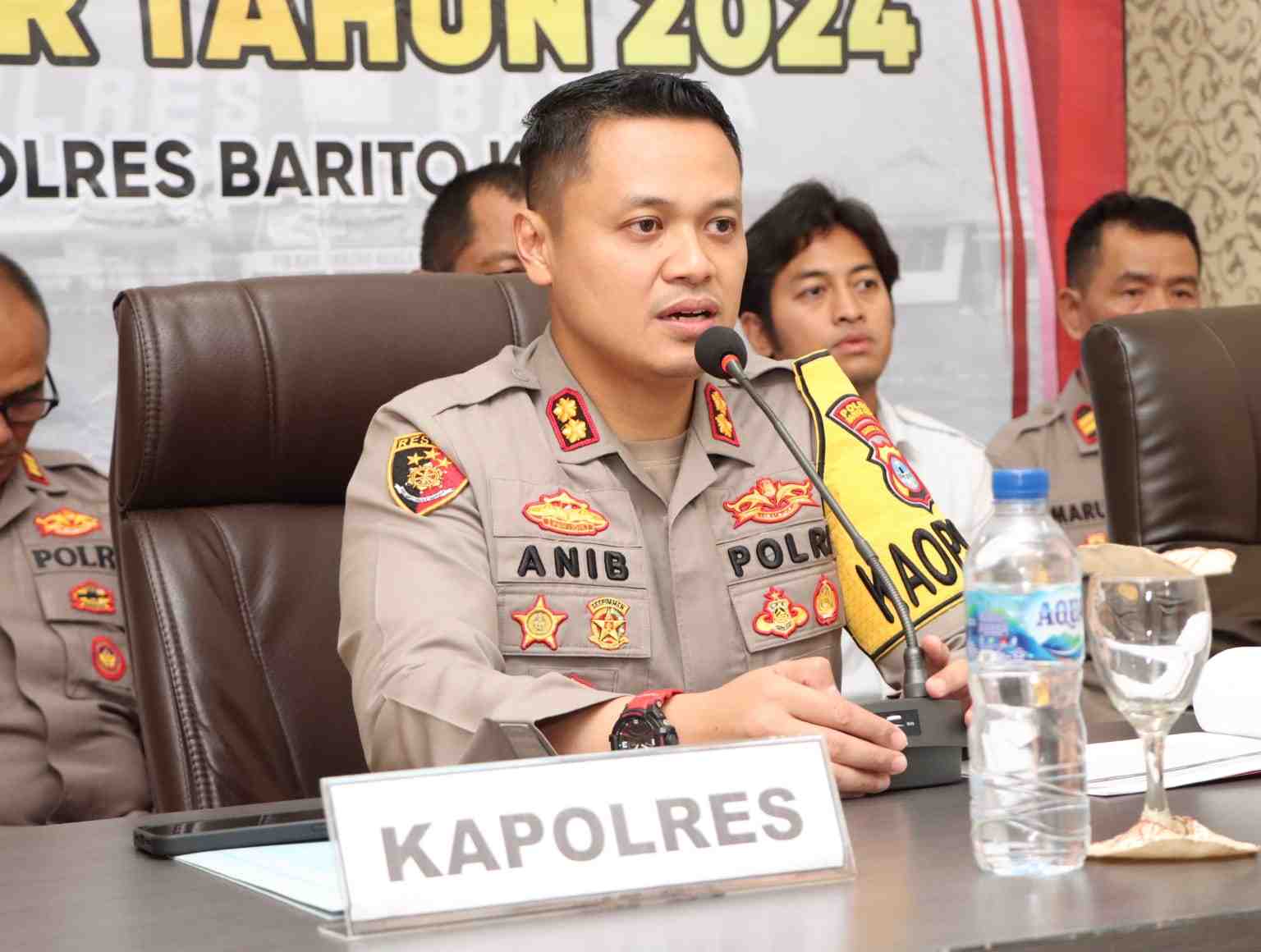 Kapolres Barito Kuala, AKBP Anib Bastian ketika menggelar jumpa pres akhir tahun 2024