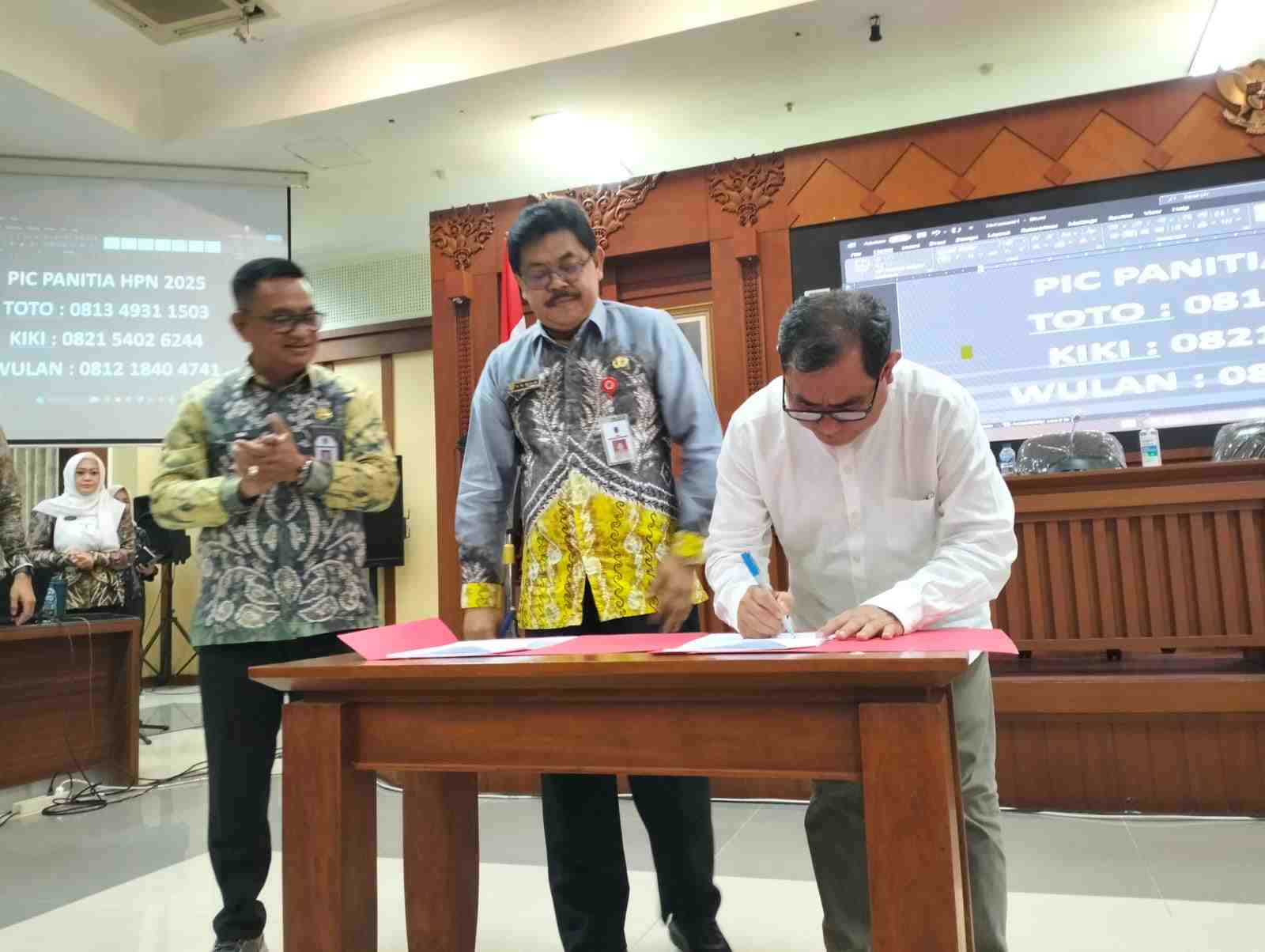 Rapat ini mematangkan koordinasi dengan Forkopimda dan stakeholder lain guna mempersiapkan kedatangan tamu dari berbagai daerah, termasuk Presiden dan para Menteri.
