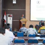 Sekda Zulkipli Yadi Noor memimpin rapat koordinasi peluncuran Program Genting di Barito Kuala.