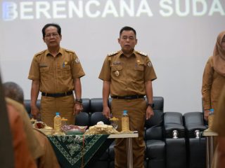 Wakil Bupati Herman Susilo menghadiri acara sosialisasi program Genting yang melibatkan masyarakat dan perusahaan di Barito Kuala.