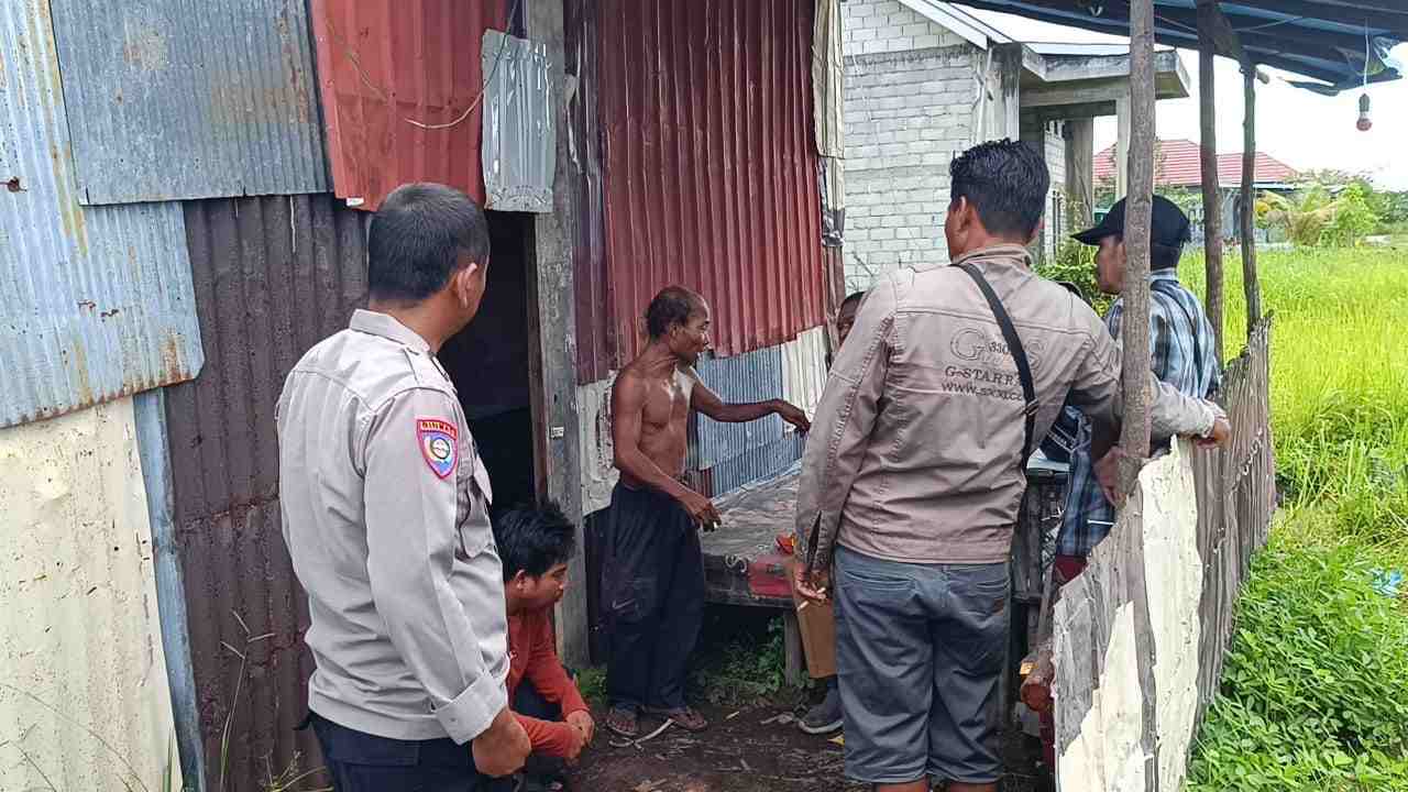 Polsek Sabangau berhasil menyelesaikan keresahan warga Kereng Bangkirai melalui mediasi yang dipimpin oleh Kapolsek Iptu Ahmad Taufiq.