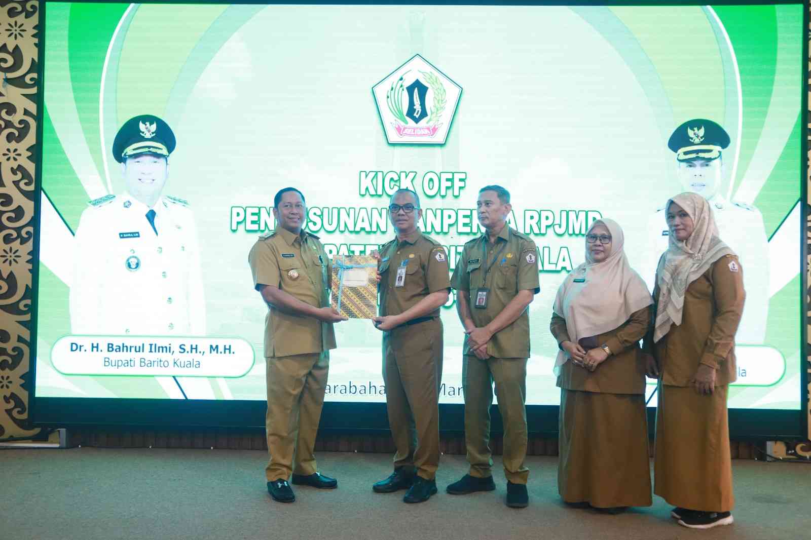 Bupati H Bahrul Ilmi menyampaikan 12 Program Prioritas yang akan dituangkan ke dalam dokumen RPJMD untuk pencapaian keberhasilan pembangunan Kabupaten Barito Kuala.