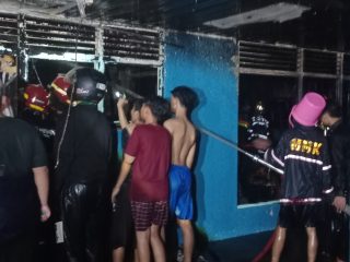 Kebakaran Hebat Hanguskan Rumah Ulama di Banjarmasin Selatan