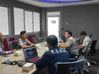 Kadis Kominfo Barito Kuala mengunjungi BSSN untuk menjajaki penerapan teknologi Honeynet dalam upaya meningkatkan keamanan siber daerah.