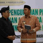 Bupati Barito Kuala H. Bahrul Ilmi hadir dalam pengukuhan pengurus KKB Daerah se-Indonesia di Banjarmasin, menyatakan dukungan penuh untuk pelestarian budaya dan pengembangan organisasi KKB di seluruh Indonesia.