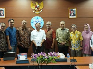 Rekonsiliasi di Gedung Dewan Pers: Dua Ketua PWI Sepakat Akhiri Konflik Panjang