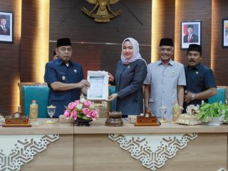 Wakil Bupati Batola Herman Susilo Sampaikan Rancangan APBD 2026