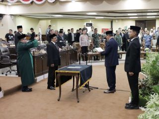 Habib Hasyim Resmi Dilantik Jadi Anggota DPRD Kalsel Lewat PAW